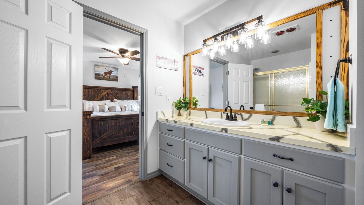 Photo of Bathroom in Bandera