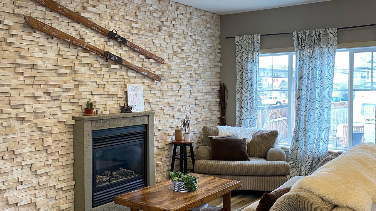 Photo of Livingroom in Cougar Ridge