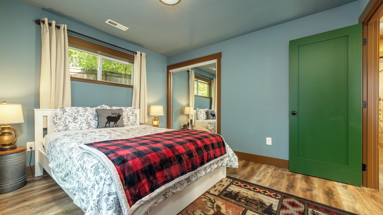 Photo of Bedroom in Pleasant Valley