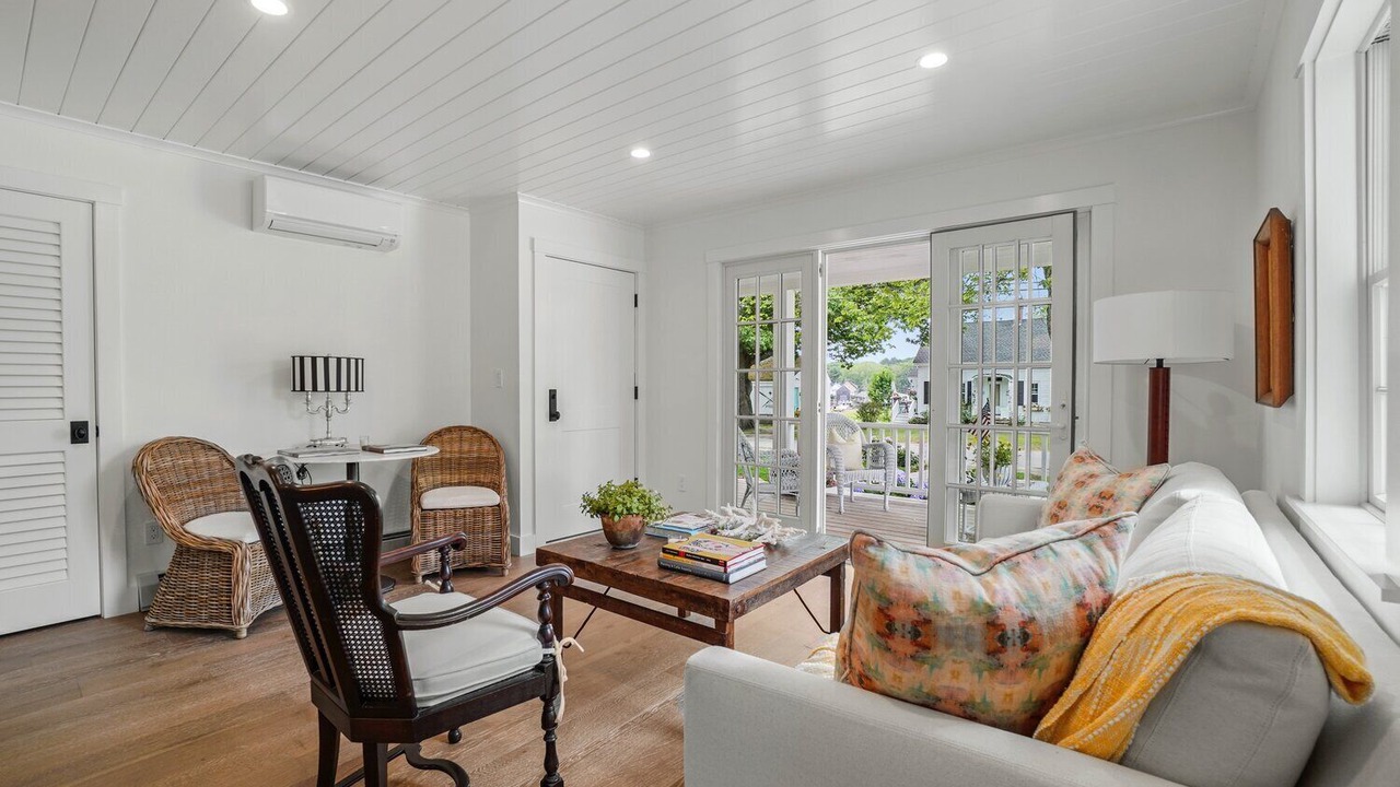 Photo of Livingroom in Cape Porpoise