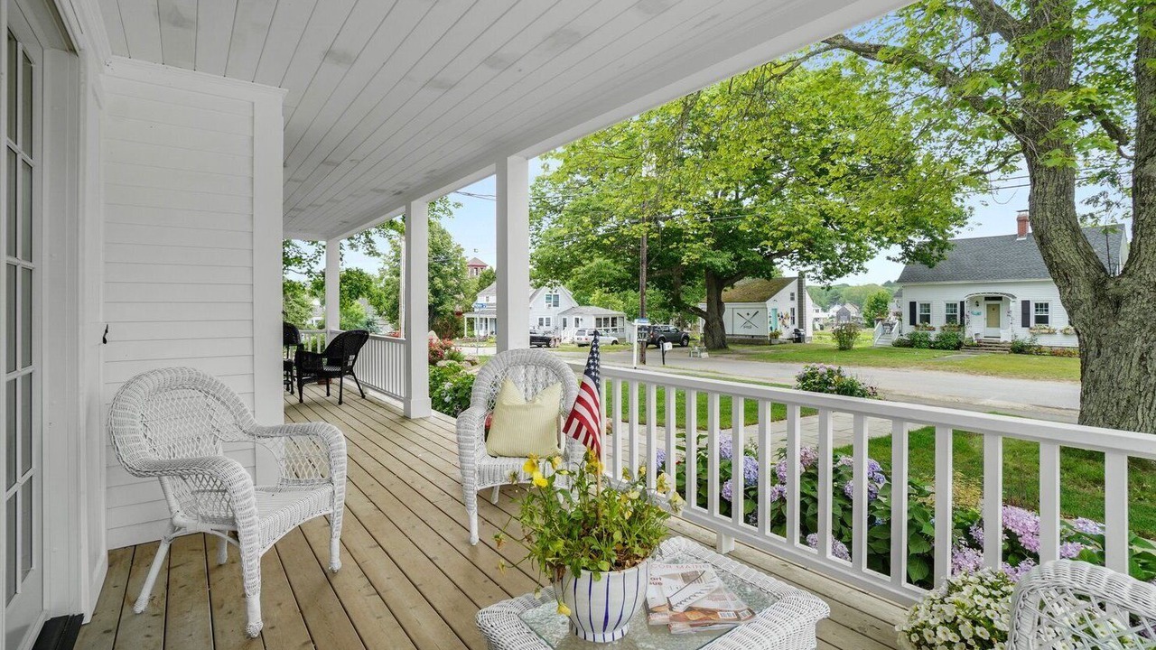 Photo of Patio Balcony in Cape Porpoise