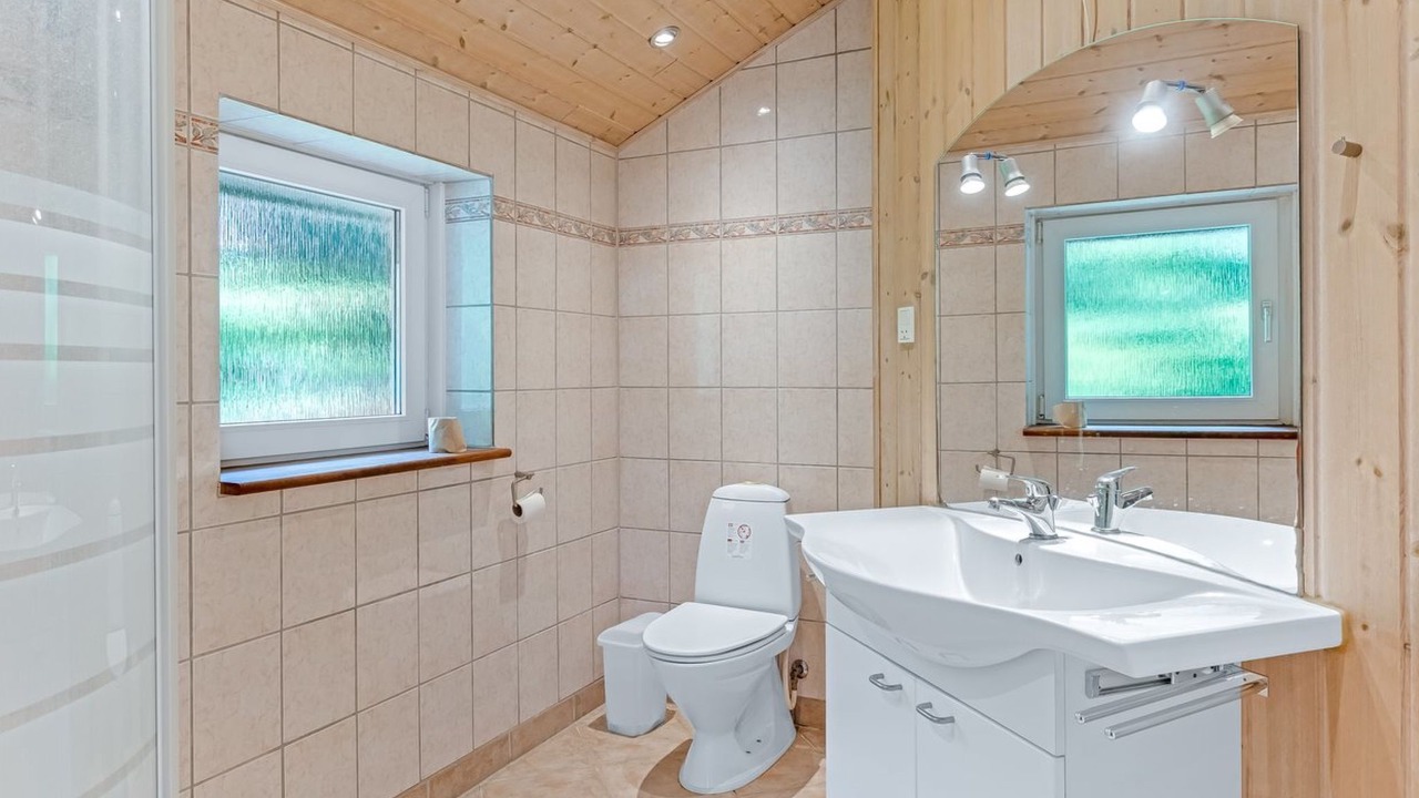 Photo of Bathroom in Lodbjerg Hede
