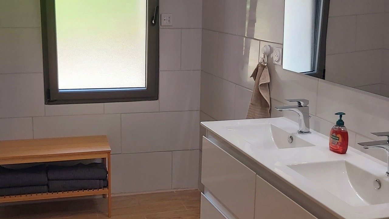 Photo of Bathroom in Piolenc