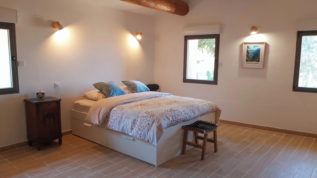 Photo of Bedroom in Piolenc
