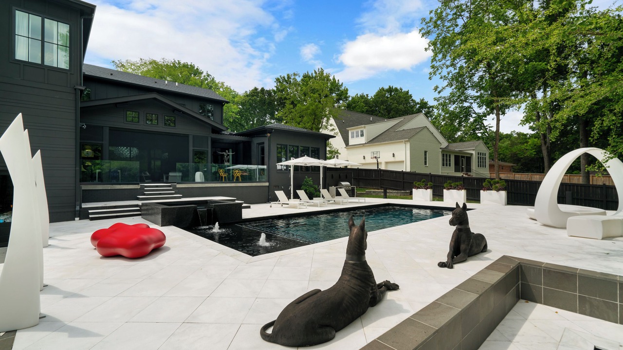 Photo of Outdoor in Hillwood