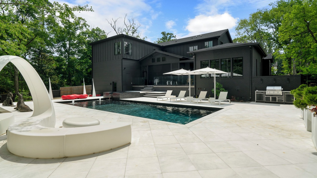 Photo of Outdoor in Hillwood