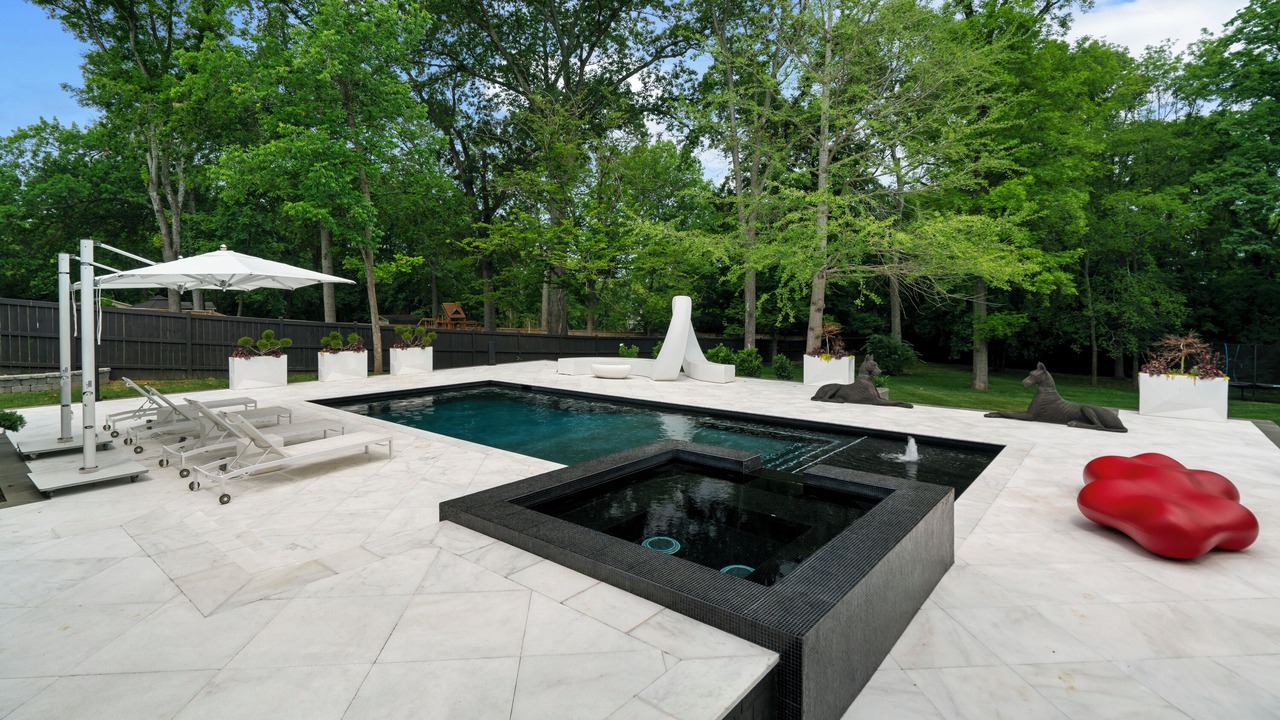 Photo of Outdoor in Hillwood