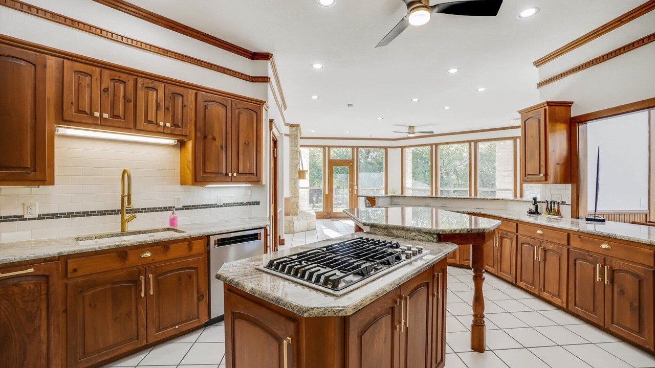 Photo of Kitchen in Garland