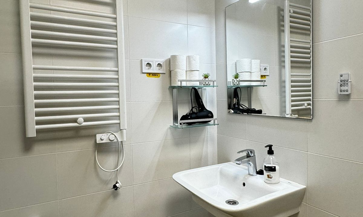 Photo of Bathroom in Poblats Maritims