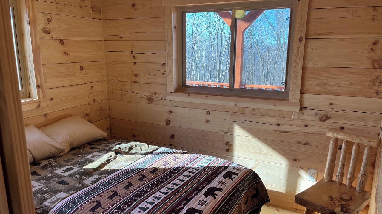 Photo of Bedroom in Eastman