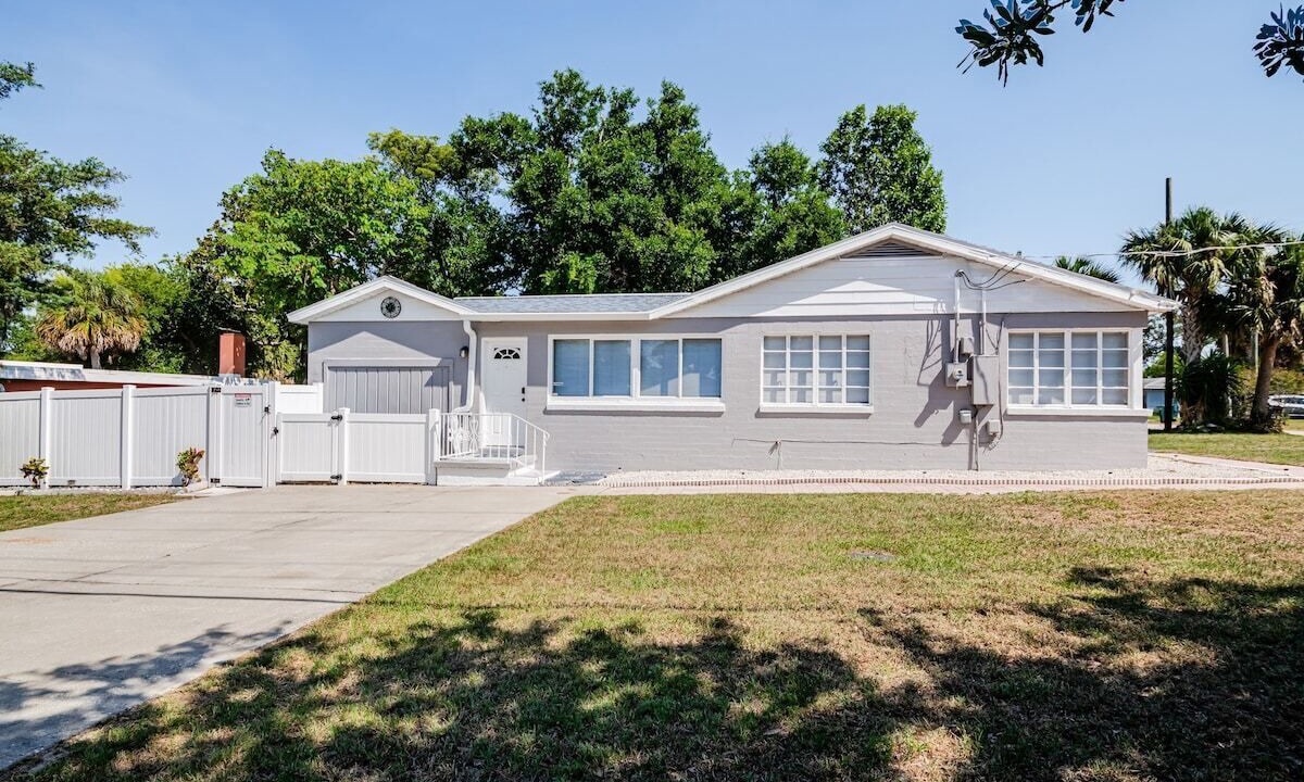 Photo of Outdoor in Kingston