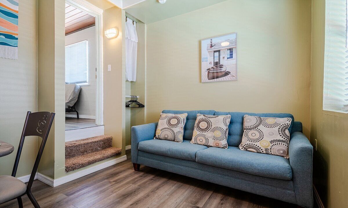 Photo of Livingroom in Kingston