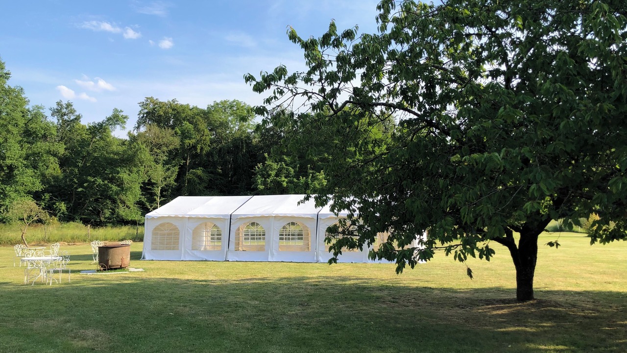Photo of Outdoor in Feuguerolles