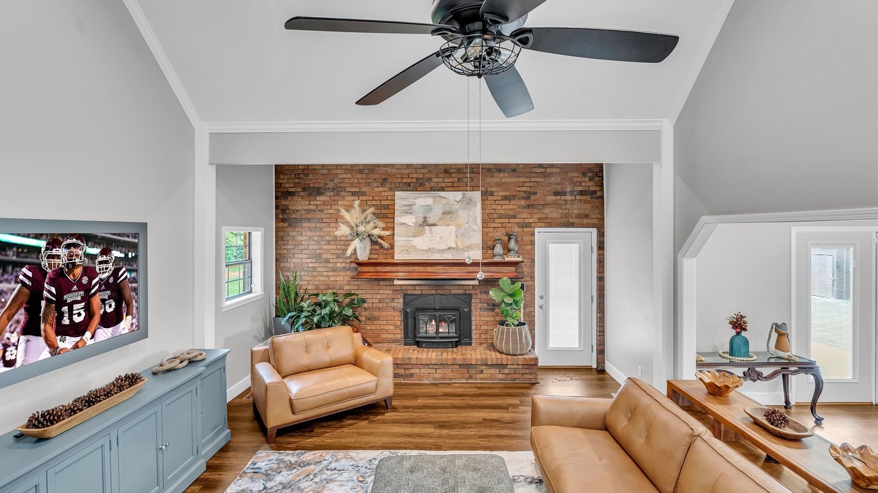 Photo of Livingroom in Starkville