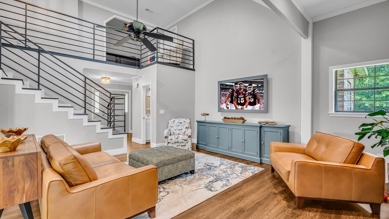 Photo of Livingroom in Starkville