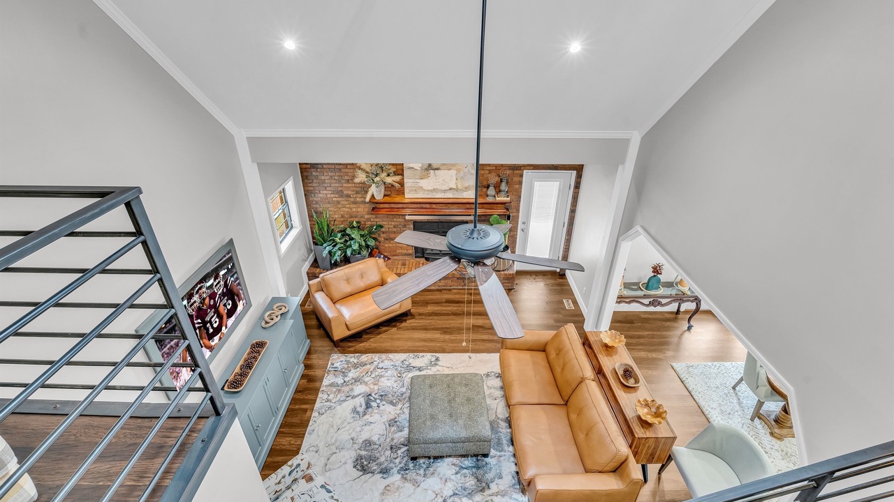 Photo of Livingroom in Starkville