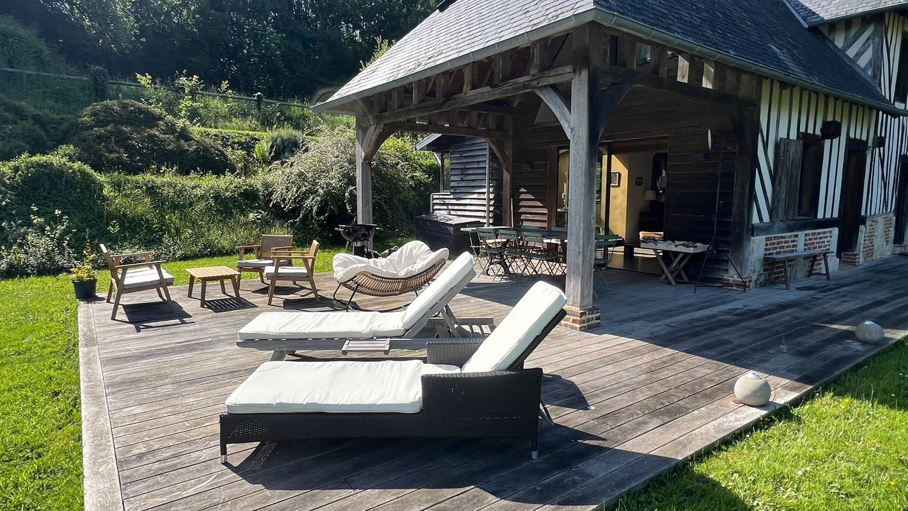 Photo of Outdoor in Glanville