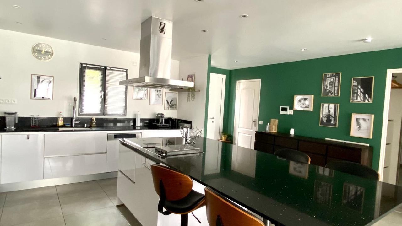 Photo of Kitchen in Boran-sur-Oise