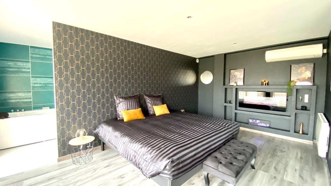 Photo of Bedroom in Boran-sur-Oise