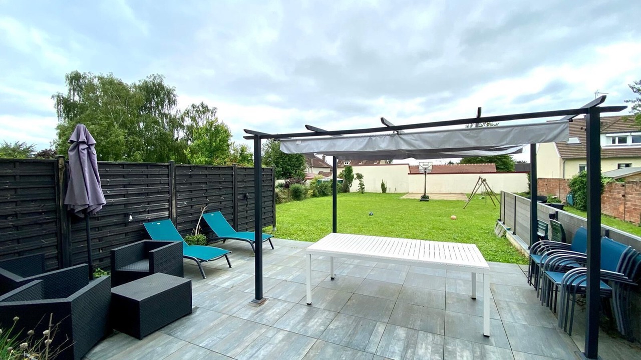 Photo of Patio Balcony in Boran-sur-Oise