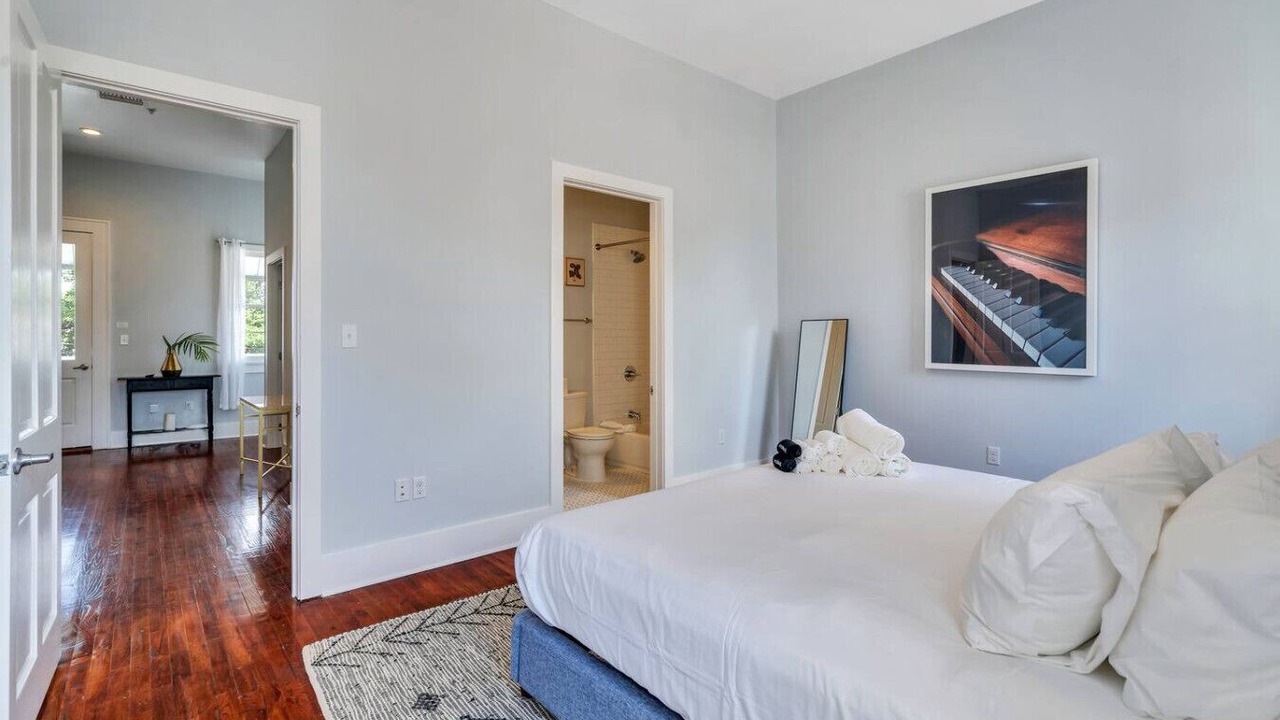 Photo of Bedroom in Faubourg Delachaise