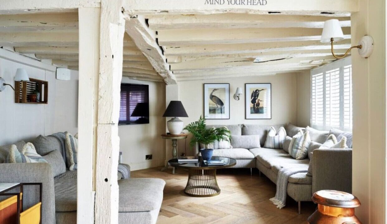 Photo of Livingroom in Henley-on-Thames