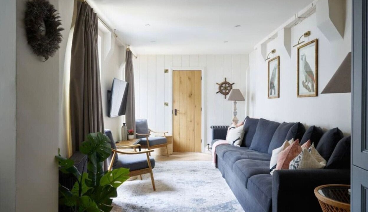 Photo of Livingroom in Henley-on-Thames