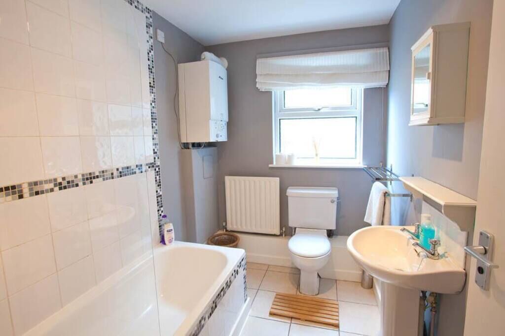 Photo of Bathroom in Pontcanna