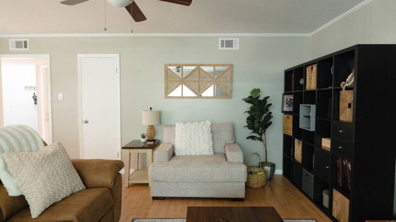 Photo of Livingroom in College Station