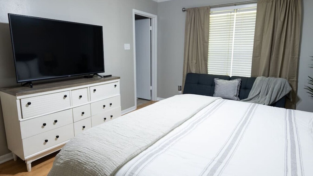Photo of Bedroom in College Station