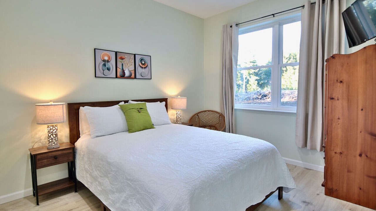 Photo of Bedroom in Forks