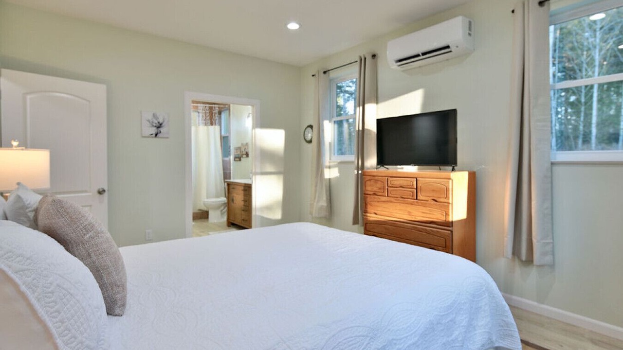 Photo of Bedroom in Forks