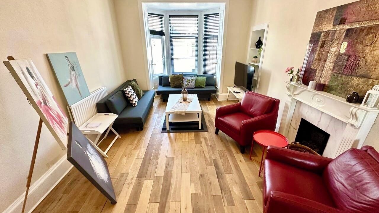 Photo of Livingroom in Dumbarton