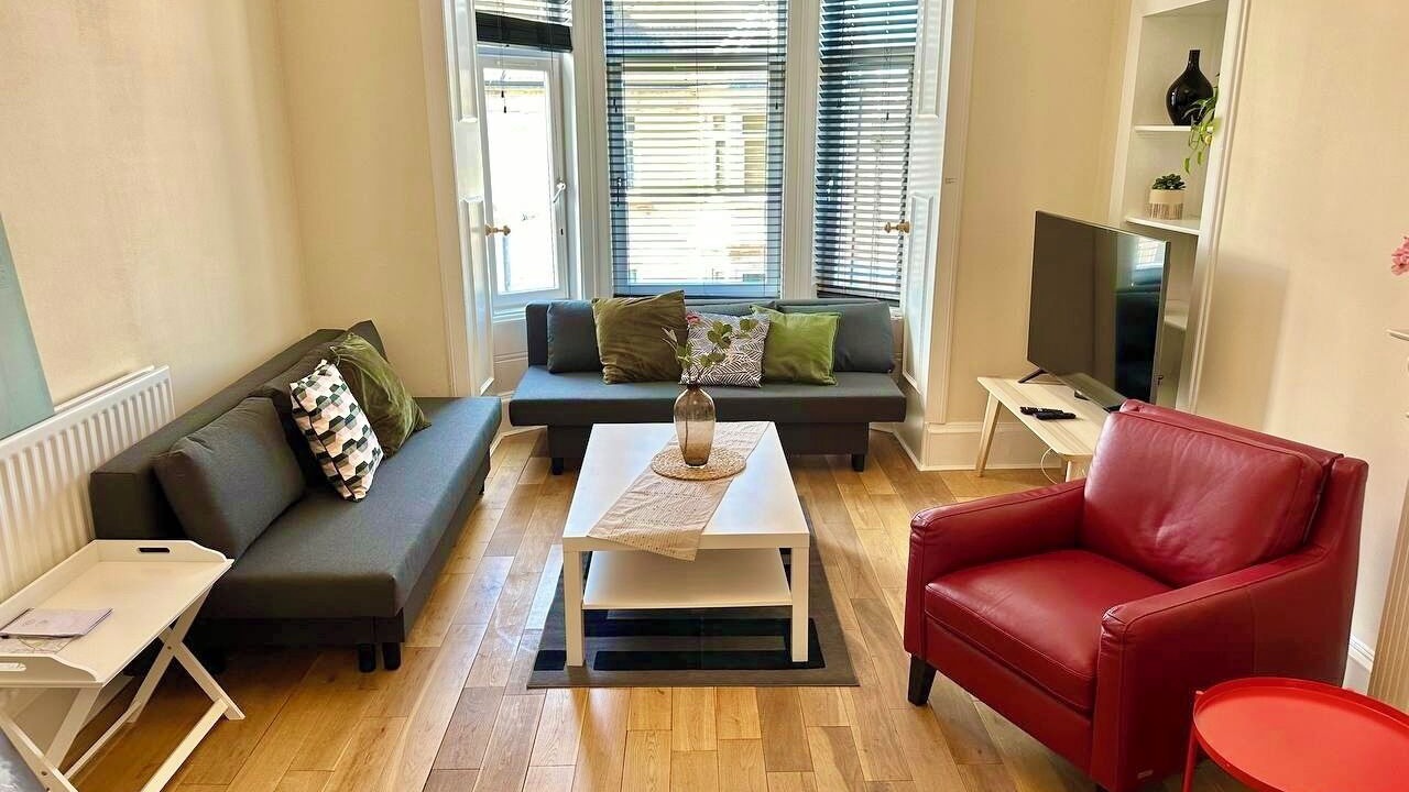 Photo of Livingroom in Dumbarton