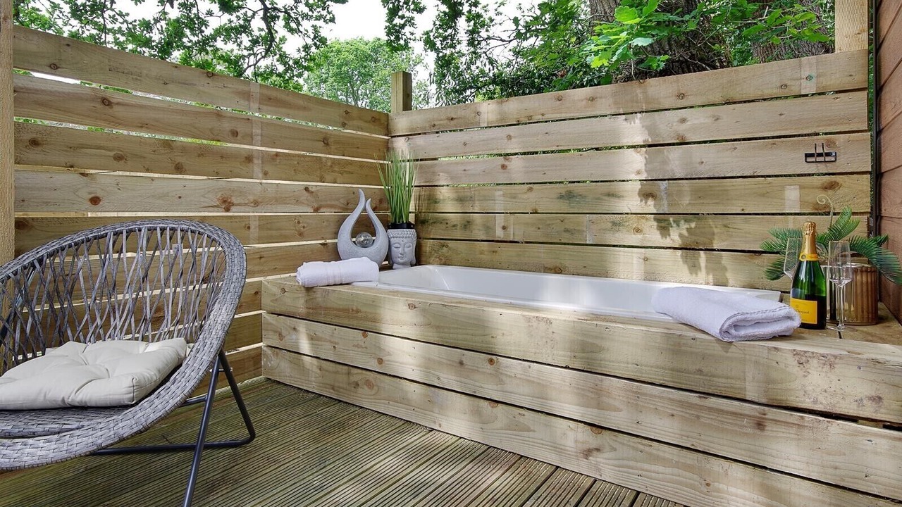 Photo of Outdoor in Matchams