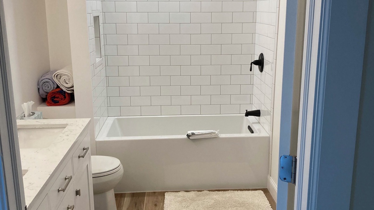 Photo of Bathroom in Richland