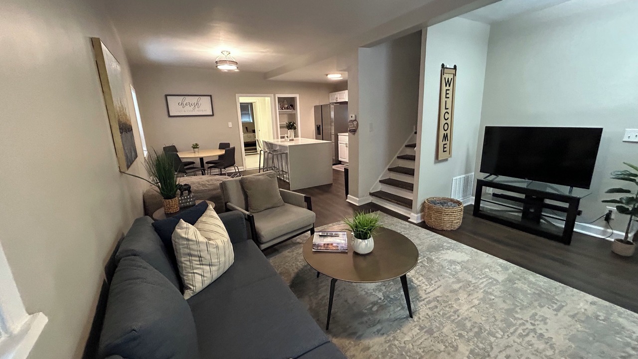 Photo of Livingroom in Pendleton Heights