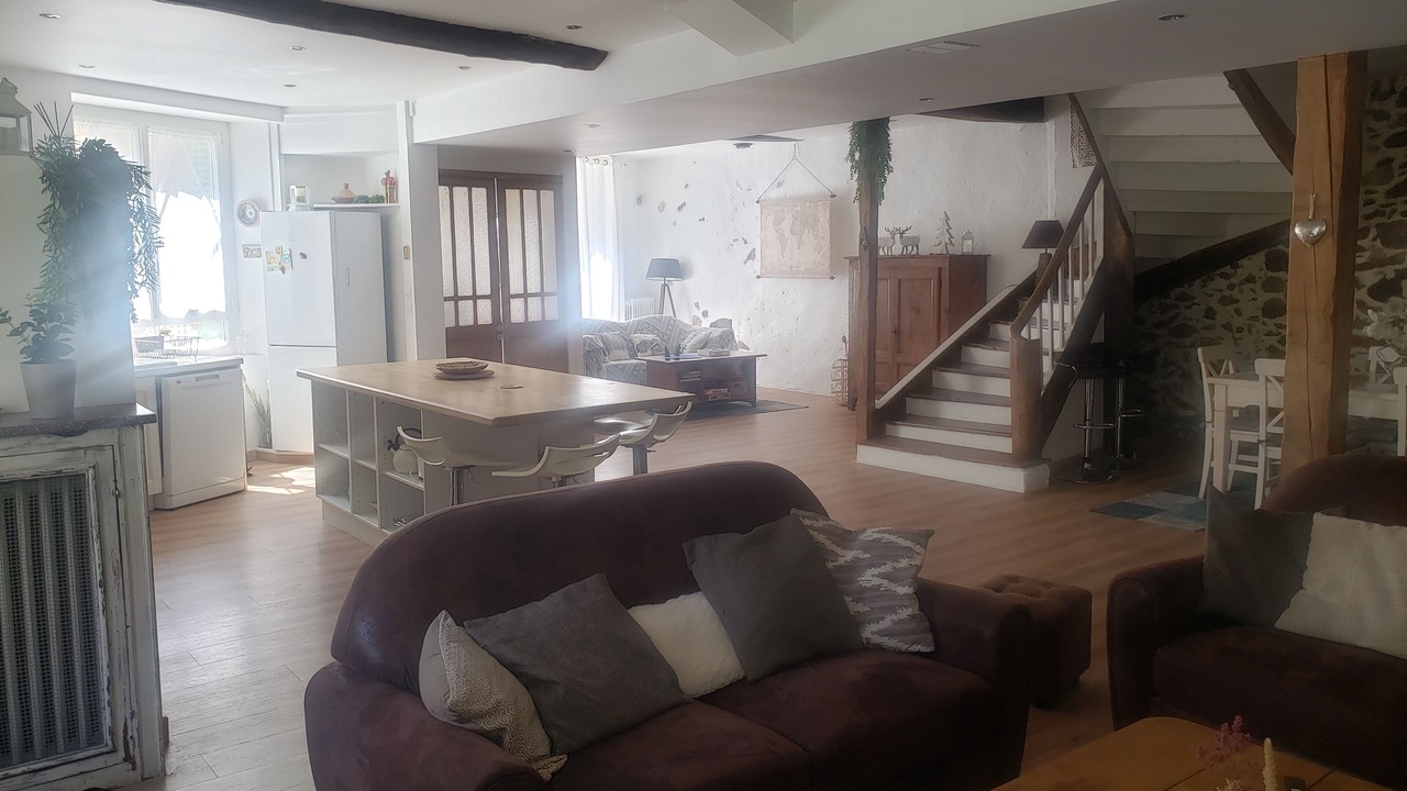 Photo of Livingroom in Villeneuve-d'Olmes