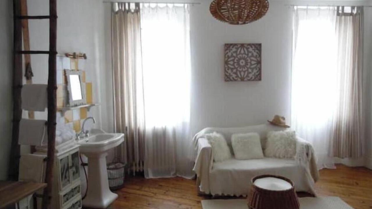 Photo of Livingroom in Villeneuve-d'Olmes