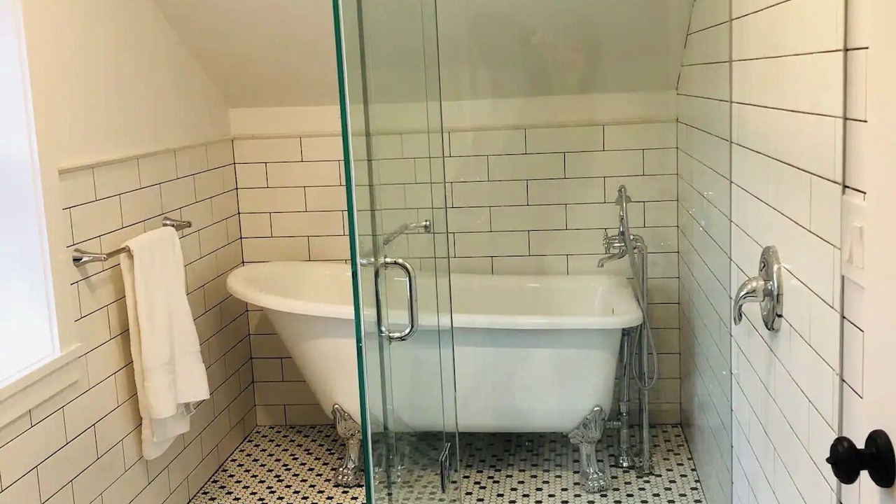 Photo of Bathroom in Crystal Beach