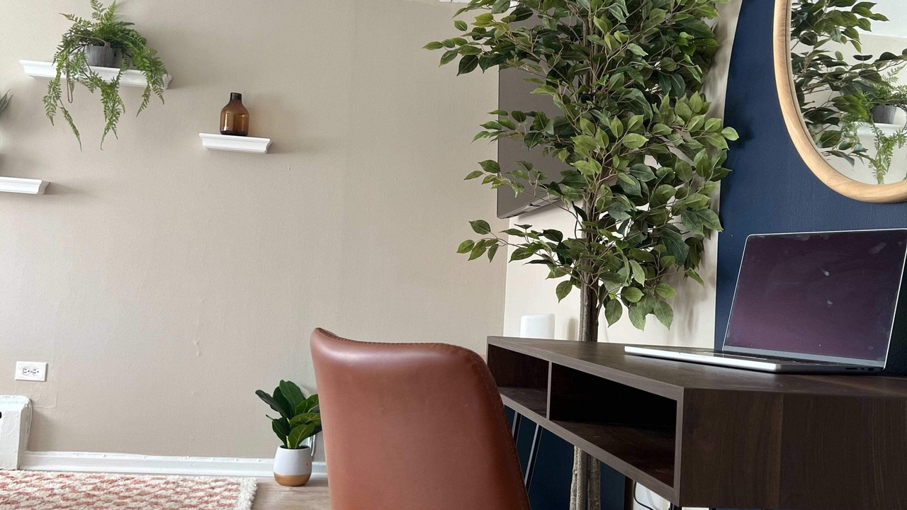 Photo of Others in Lombard