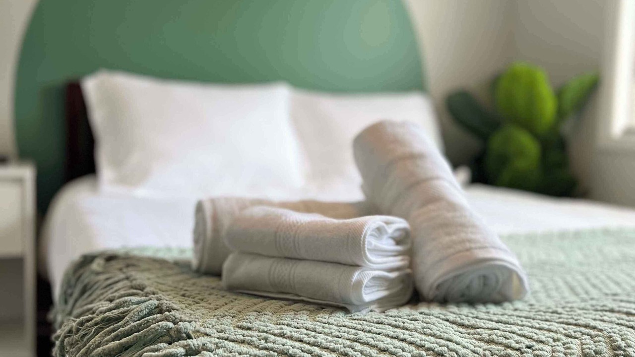 Photo of Bedroom in Lombard