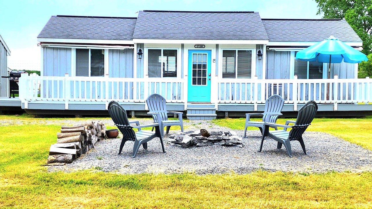 Photo of Patio Balcony in Three Mile Bay
