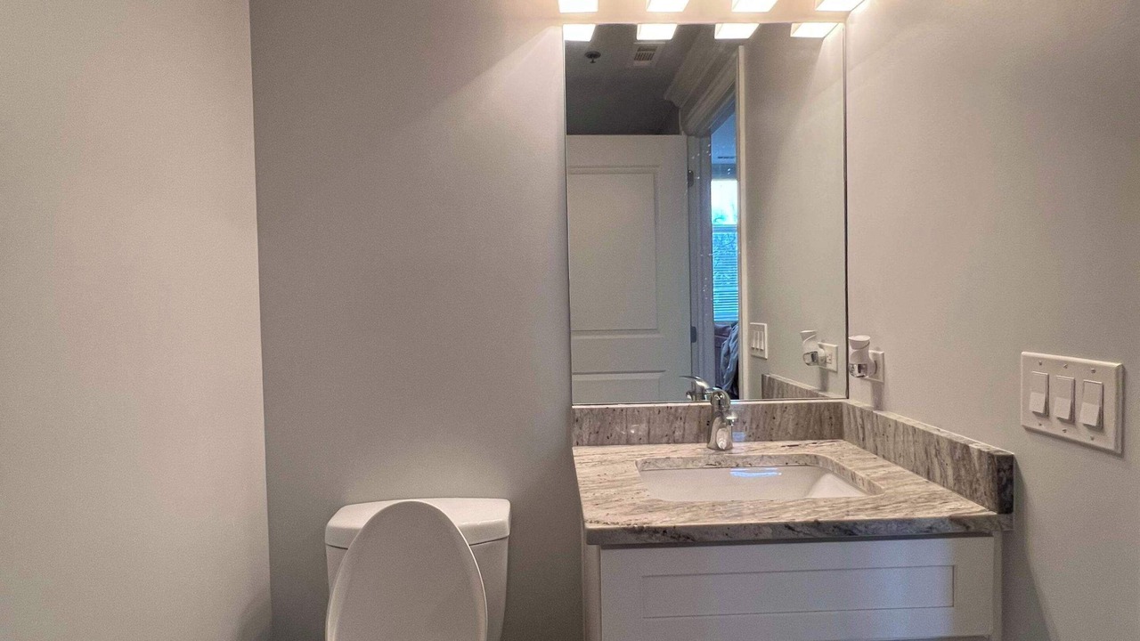 Photo of Bathroom in Near West Side