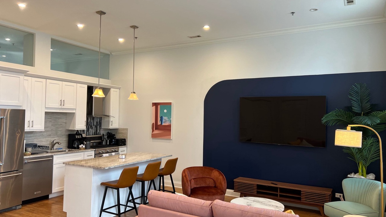 Photo of Livingroom in Near West Side