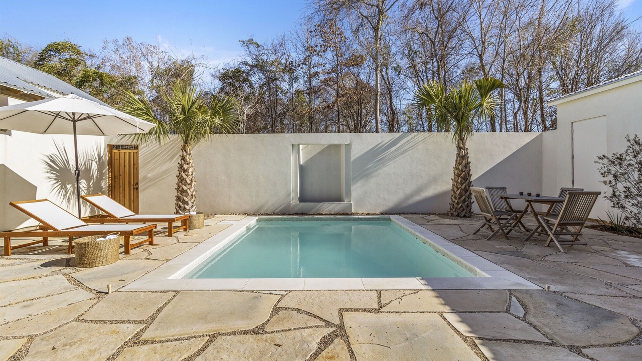 Photo of Outdoor in Arp