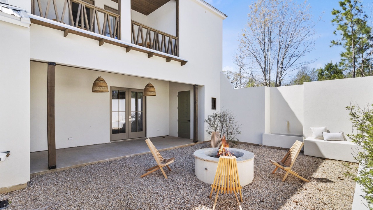 Photo of Outdoor in Arp