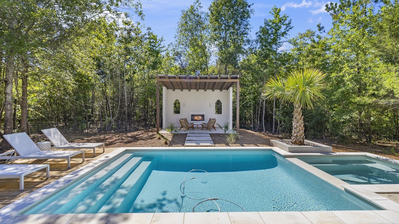 Photo of Outdoor in Arp