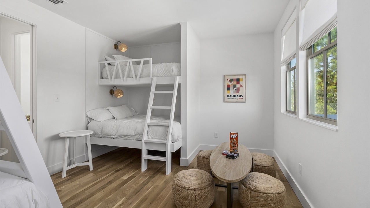 Photo of Bedroom in Arp