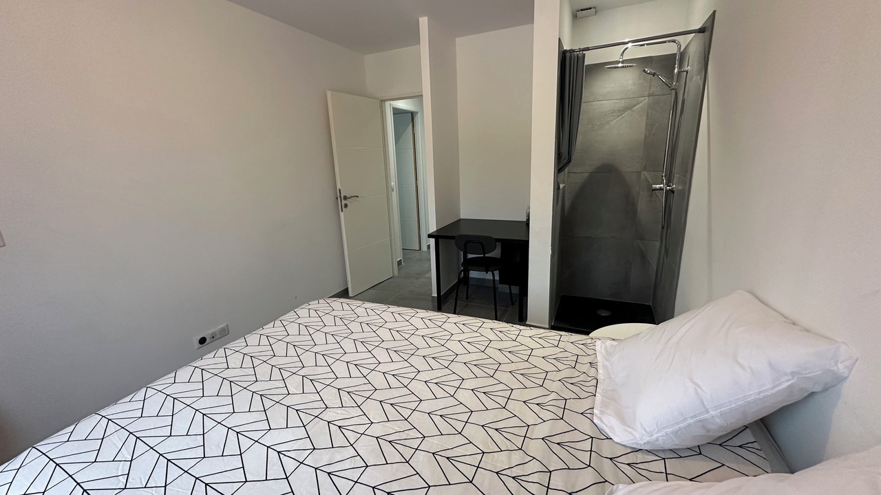 Photo of Bedroom in Septemes-les-Vallons